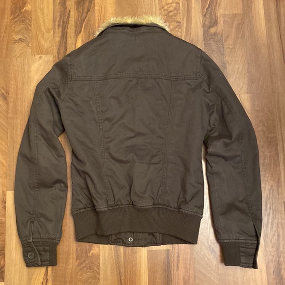 United Colors Of Benetton. Vintage Winter Coat. Size 42. Removable Hood. - Picture 7 of 16